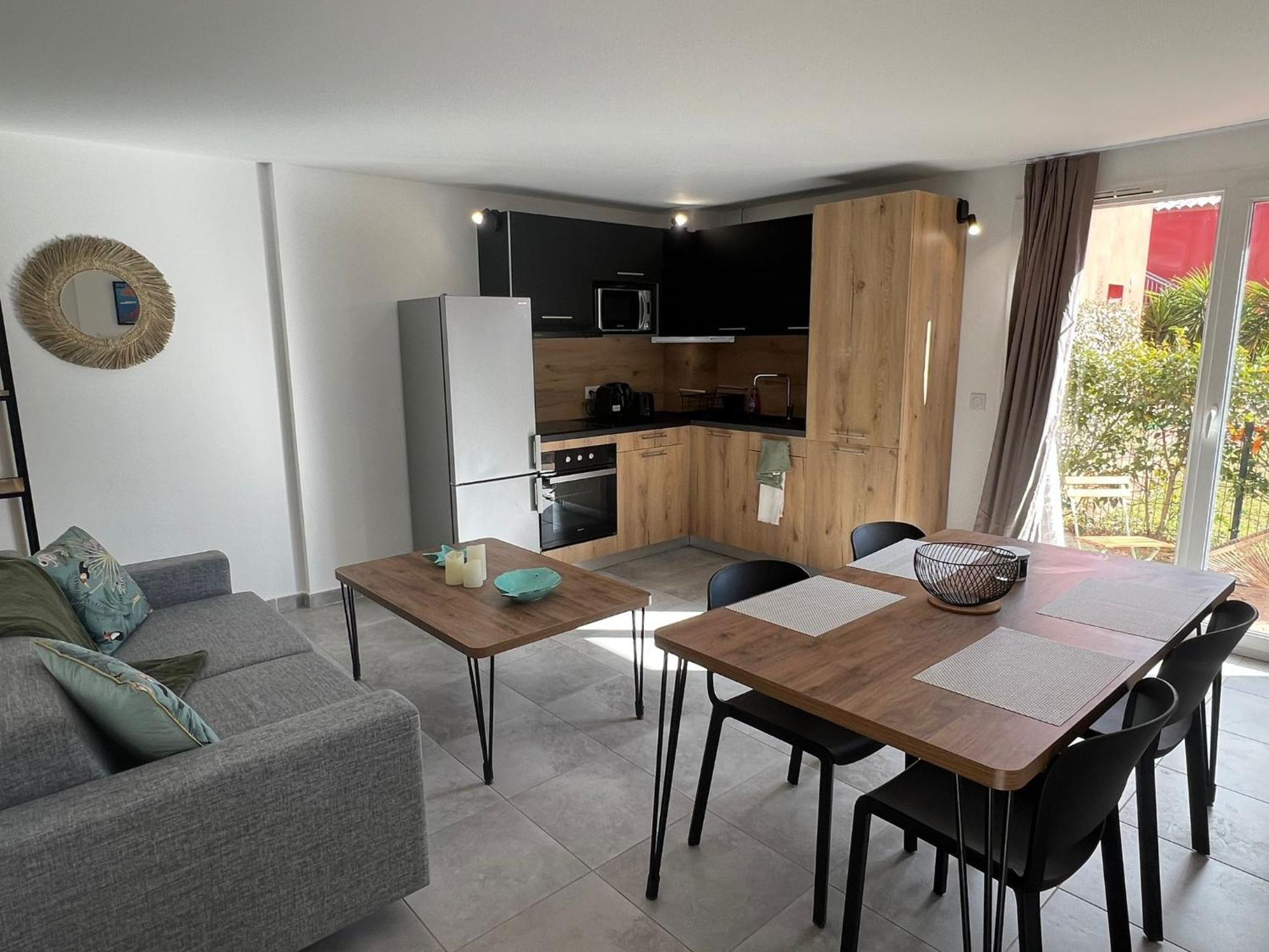 Residence Hoteliere Les Hameaux De Saint Cyprien Appartement 35 M2 1 Chambre Lecci Esterno foto