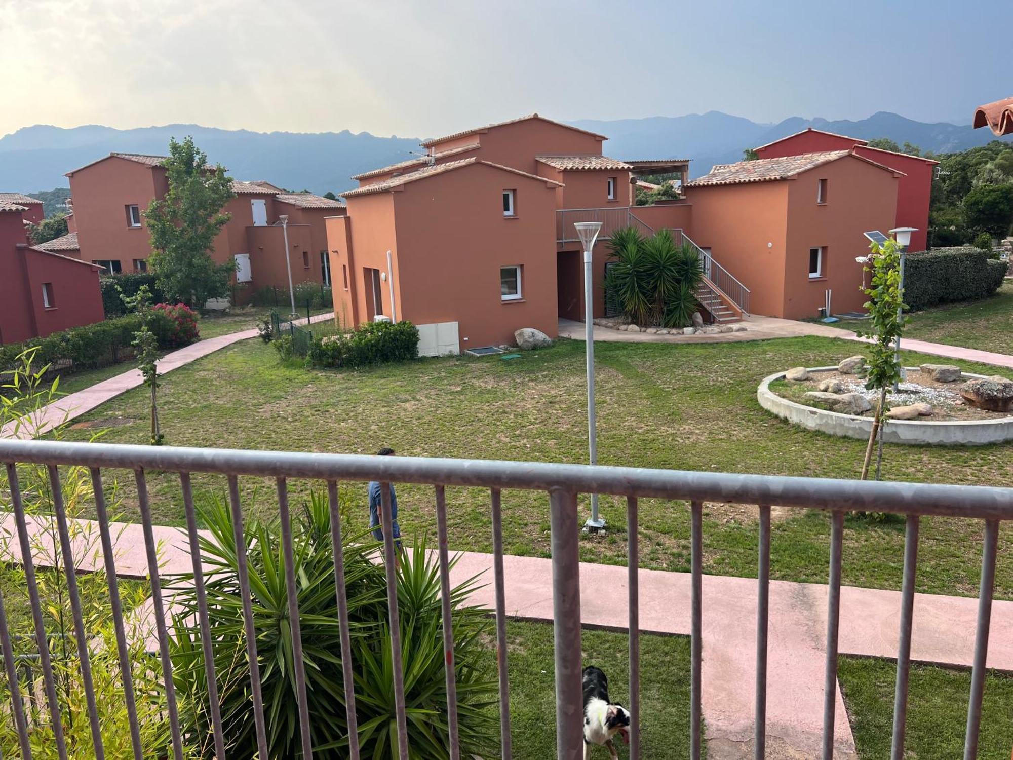 Residence Hoteliere Les Hameaux De Saint Cyprien Appartement 35 M2 1 Chambre Lecci Esterno foto