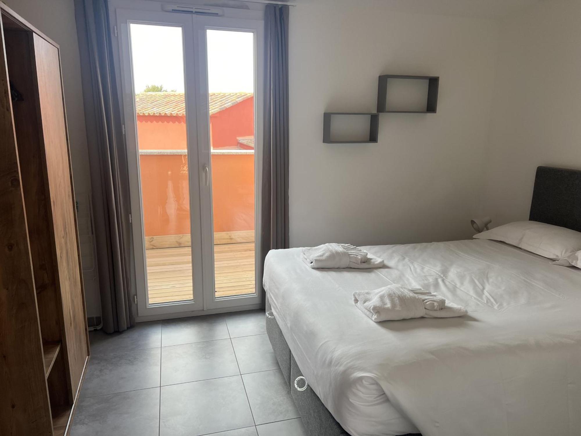 Residence Hoteliere Les Hameaux De Saint Cyprien Appartement 35 M2 1 Chambre Lecci Esterno foto