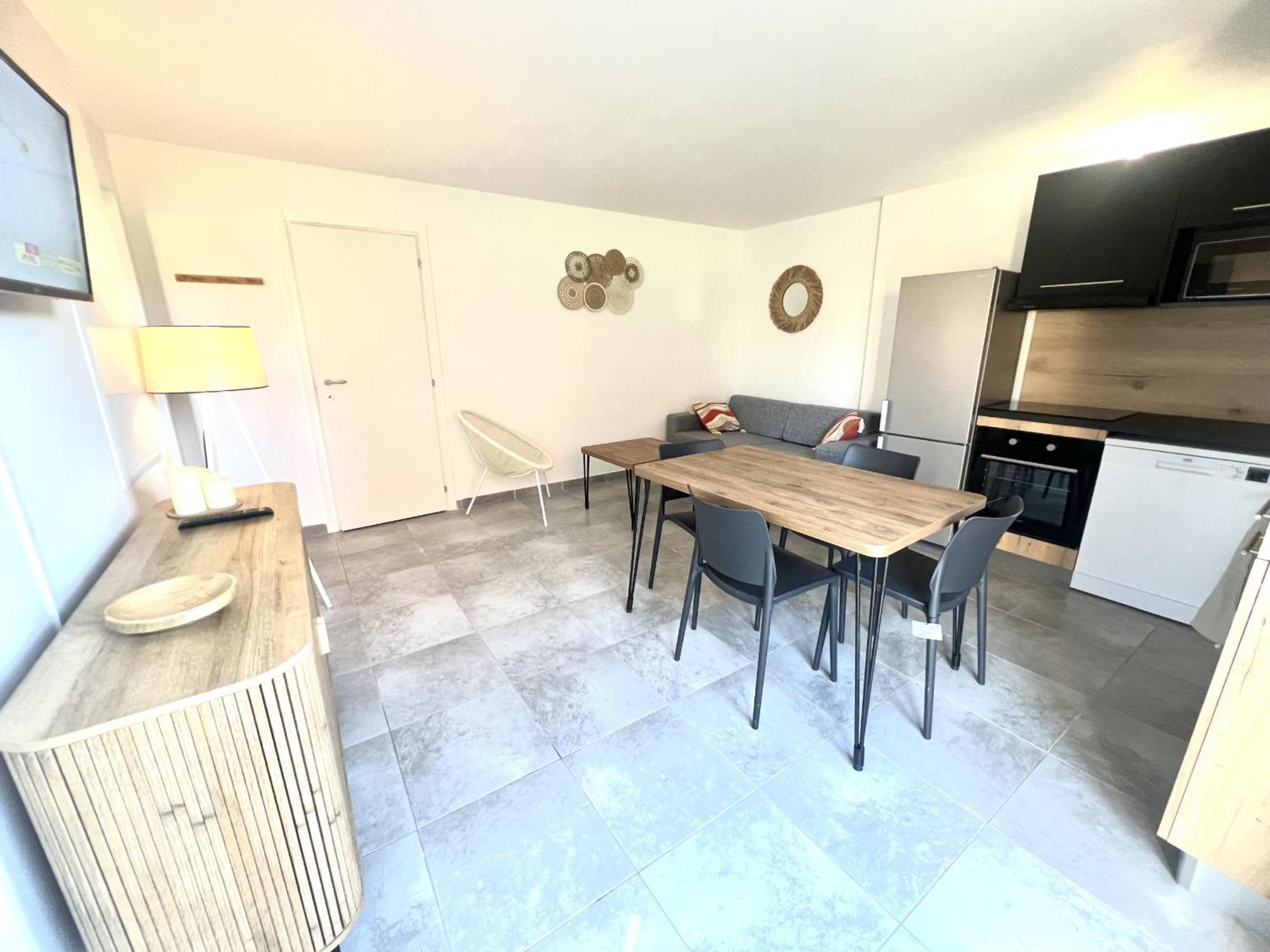 Residence Hoteliere Les Hameaux De Saint Cyprien Appartement 35 M2 1 Chambre Lecci Esterno foto